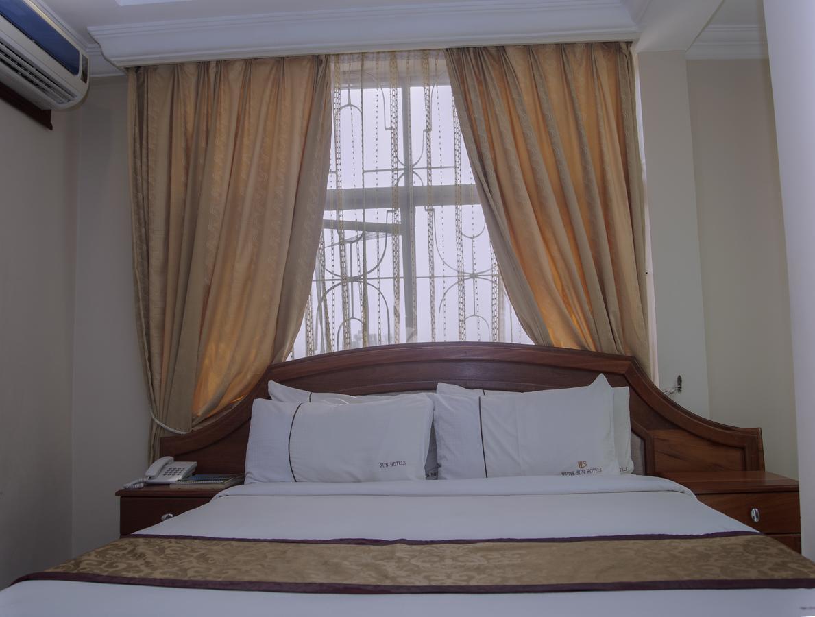 Rising Sun Hotel Dar es Salaam Exteriör bild