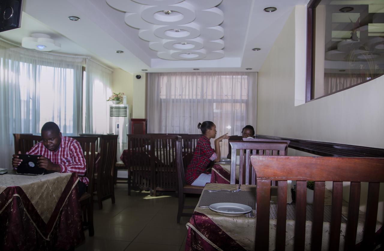 Rising Sun Hotel Dar es Salaam Exteriör bild